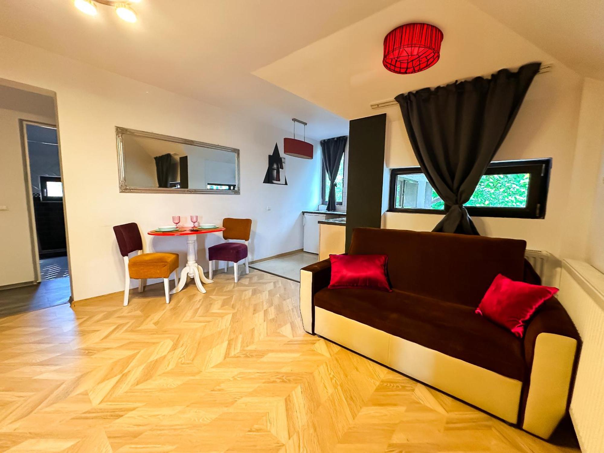 The Vintage - Wonderful Apartment In Best Location ไกรโอวา ภายนอก รูปภาพ