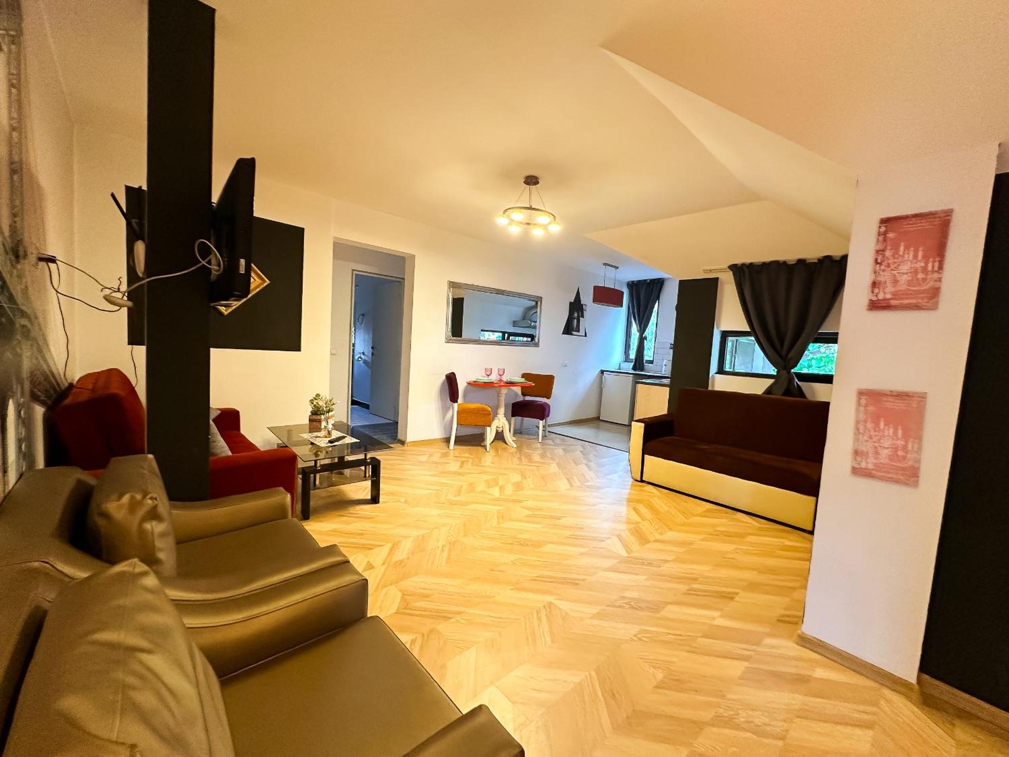 The Vintage - Wonderful Apartment In Best Location ไกรโอวา ภายนอก รูปภาพ