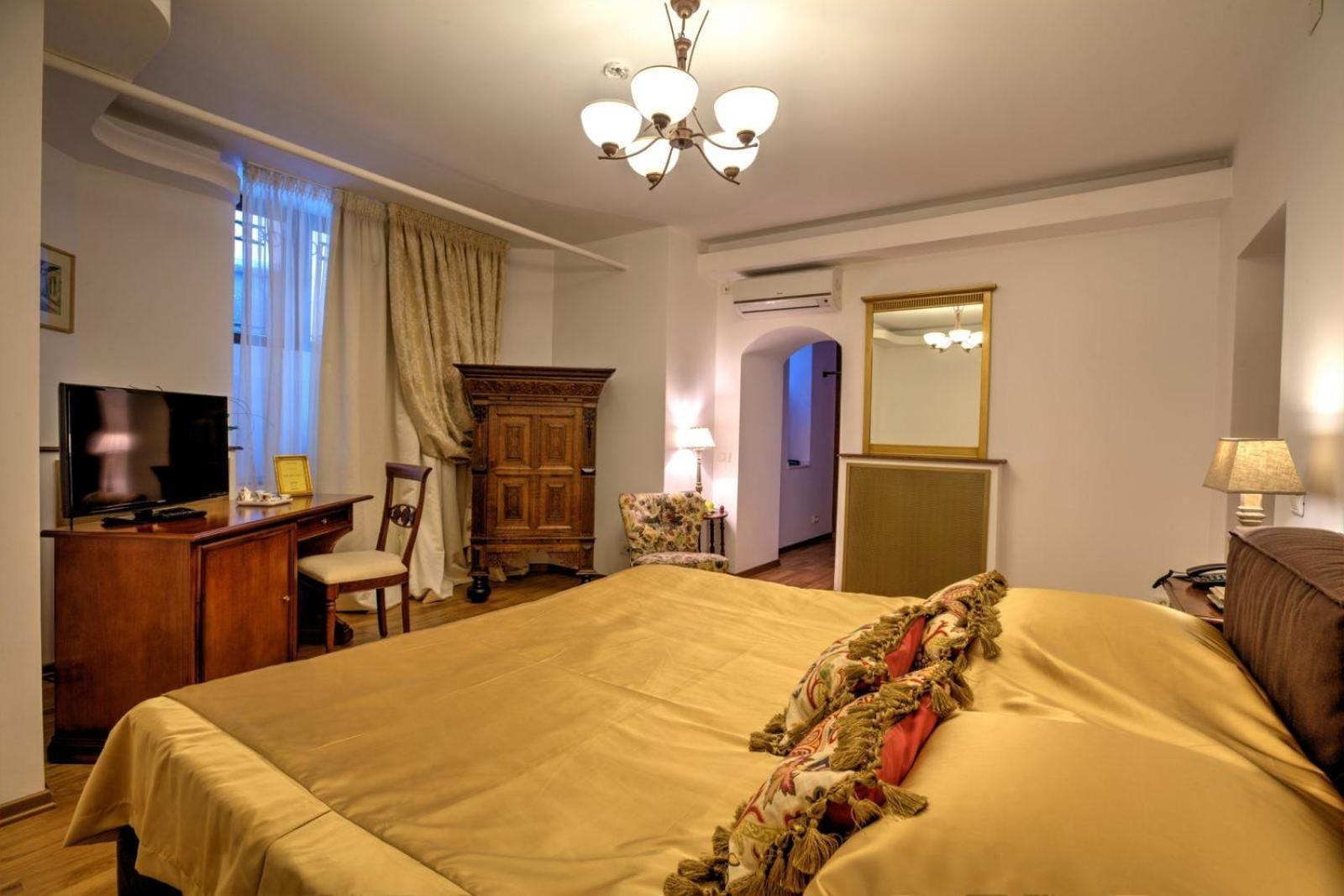 The Vintage - Wonderful Apartment In Best Location ไกรโอวา ภายนอก รูปภาพ
